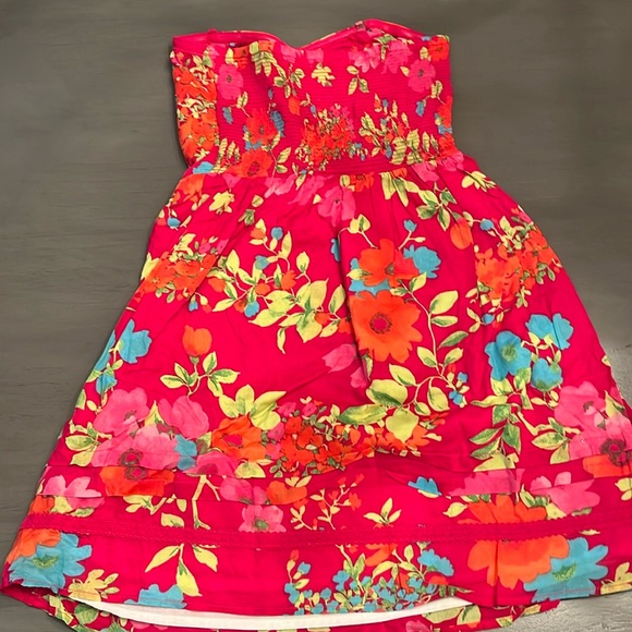 Pink floral strapless dress - Picture 2 of 2